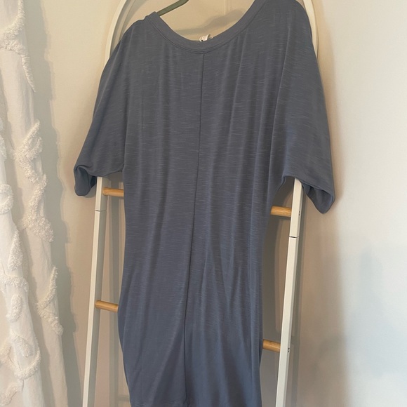 Anthropologie Daily Practice Side-twist Tee Dress. Gray with blue undertones. - Picture 6 of 7